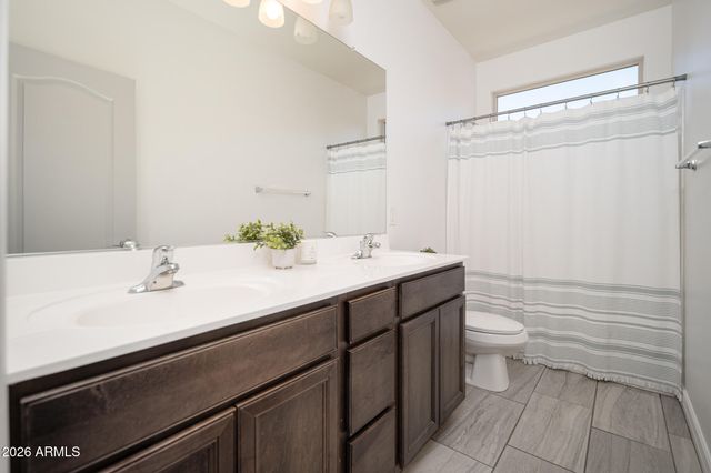 18338 W GETTY Drive, Goodyear, AZ 85338