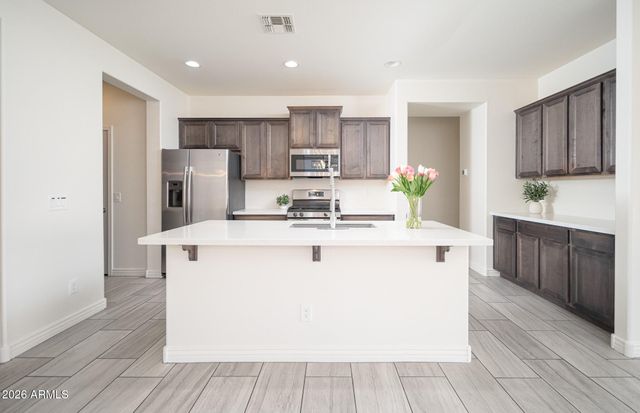 18338 W GETTY Drive, Goodyear, AZ 85338