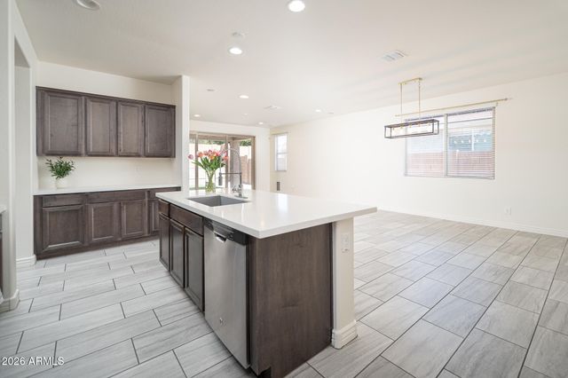 18338 W GETTY Drive, Goodyear, AZ 85338