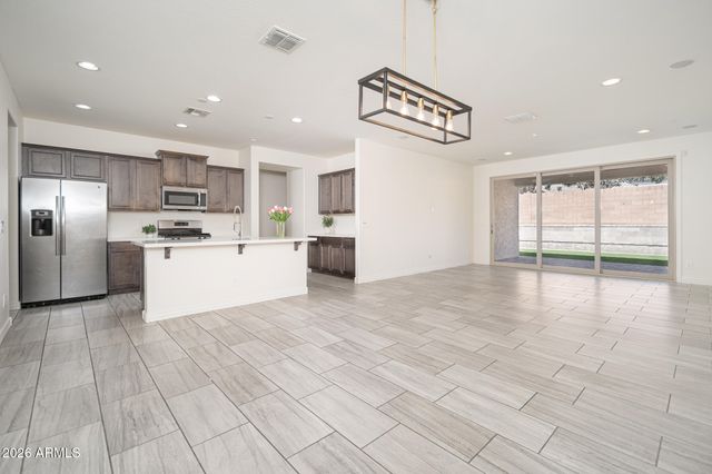 18338 W GETTY Drive, Goodyear, AZ 85338