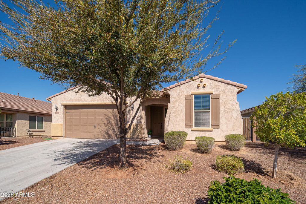 18338 W GETTY Drive, Goodyear, AZ 85338