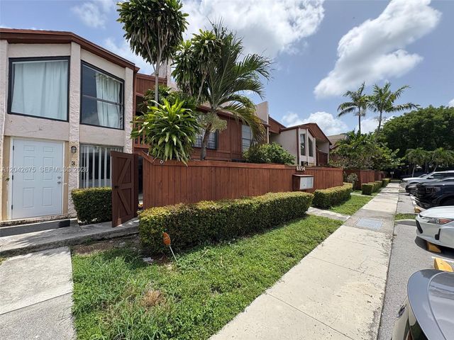 6854 SW 114th Pl D60, Miami, FL 33173