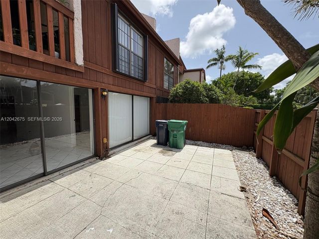 6854 SW 114th Pl D60, Miami, FL 33173