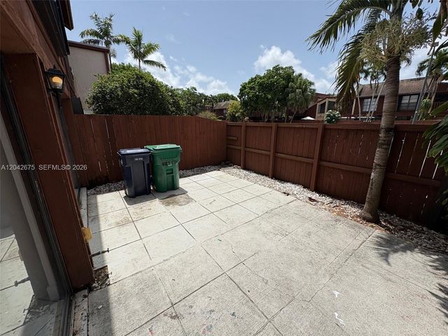 6854 SW 114th Pl D60, Miami, FL 33173