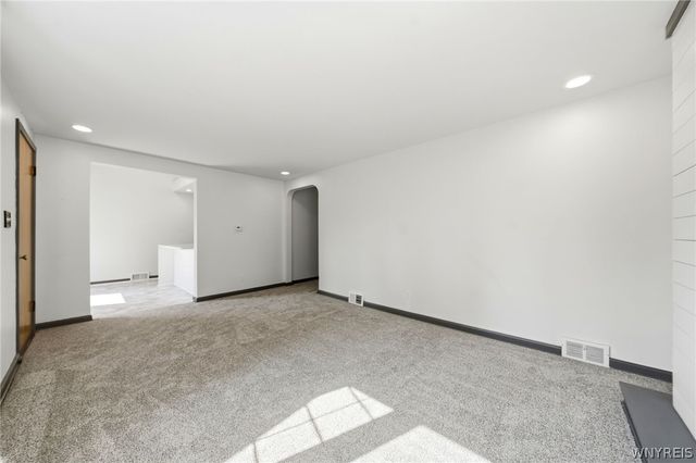 196 Deumant, Tonawanda, NY 14223