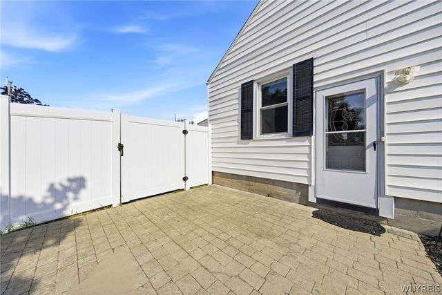 196 Deumant, Tonawanda, NY 14223