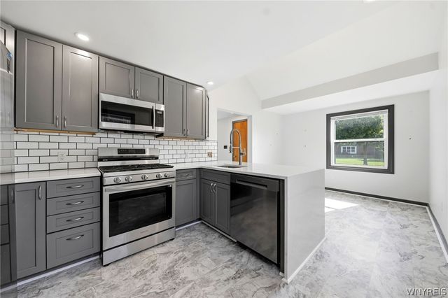 196 Deumant, Tonawanda, NY 14223