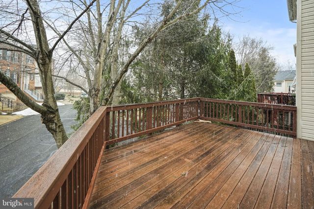 2028 ASHLEIGH WOODS CT, Rockville, MD 20851