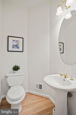 2028 ASHLEIGH WOODS CT, Rockville, MD 20851