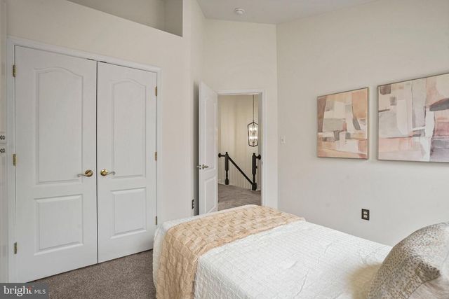 2028 ASHLEIGH WOODS CT, Rockville, MD 20851