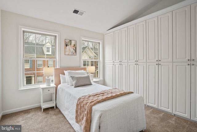 2028 ASHLEIGH WOODS CT, Rockville, MD 20851