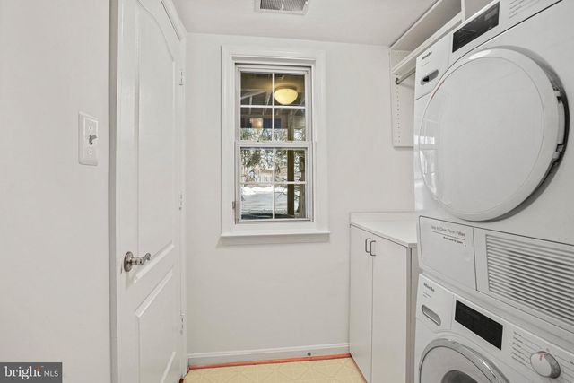 2028 ASHLEIGH WOODS CT, Rockville, MD 20851