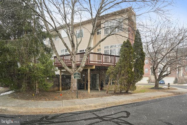 2028 ASHLEIGH WOODS CT, Rockville, MD 20851