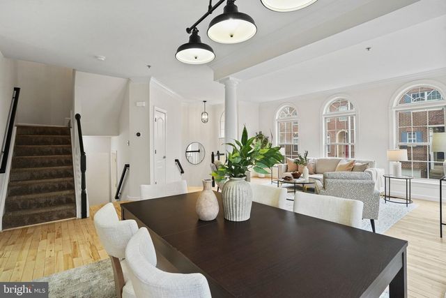 2028 ASHLEIGH WOODS CT, Rockville, MD 20851