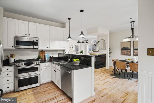 2028 ASHLEIGH WOODS CT, Rockville, MD 20851