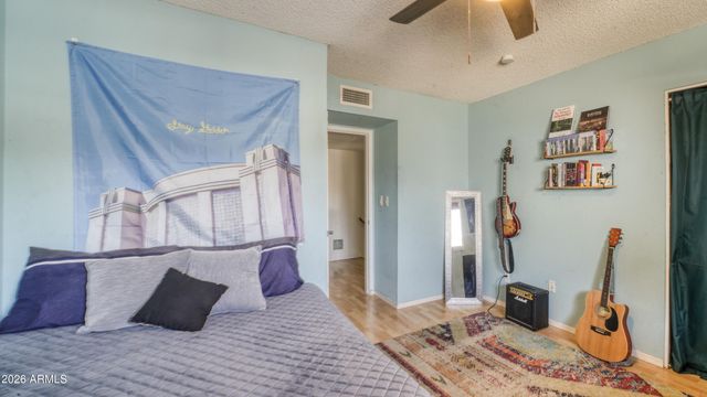 253 E BECK Lane, Phoenix, AZ 85022