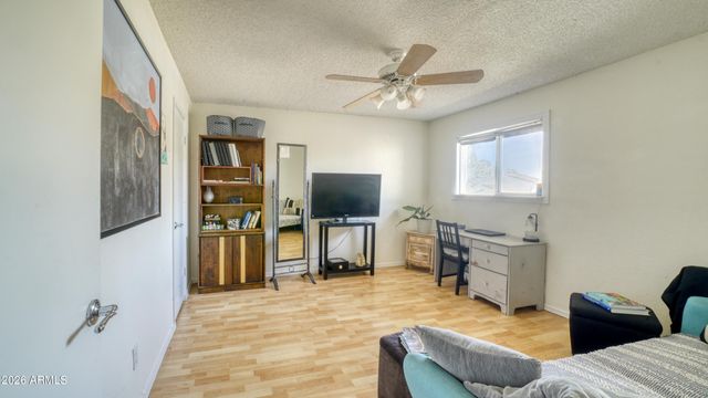 253 E BECK Lane, Phoenix, AZ 85022