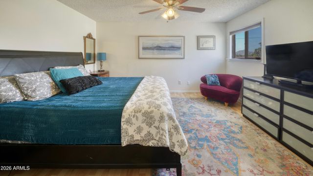 253 E BECK Lane, Phoenix, AZ 85022