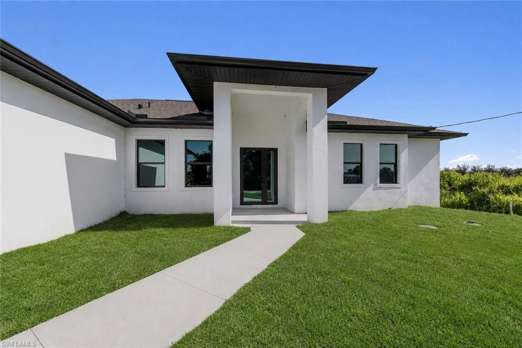 3804 Hyde Park DR, FORT MYERS, FL 33905 — photo 2