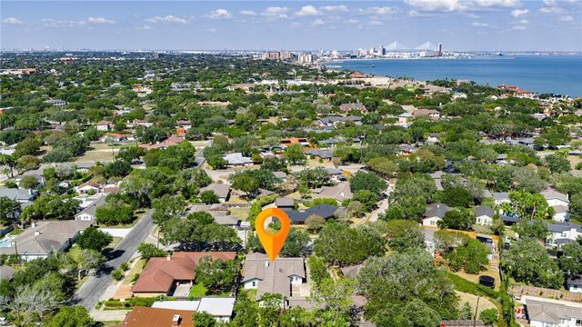 126 Rainbow, Corpus Christi, TX 78411