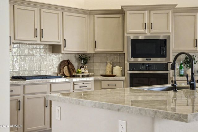 7926 E SADDLEBACK Circle, Mesa, AZ 85207