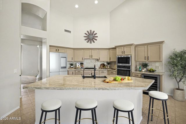 7926 E SADDLEBACK Circle, Mesa, AZ 85207