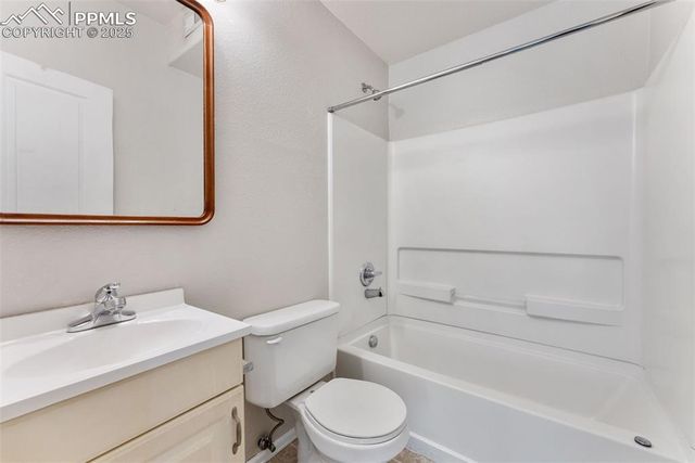 672 Cima Vista Point, Colorado Springs, CO 80916