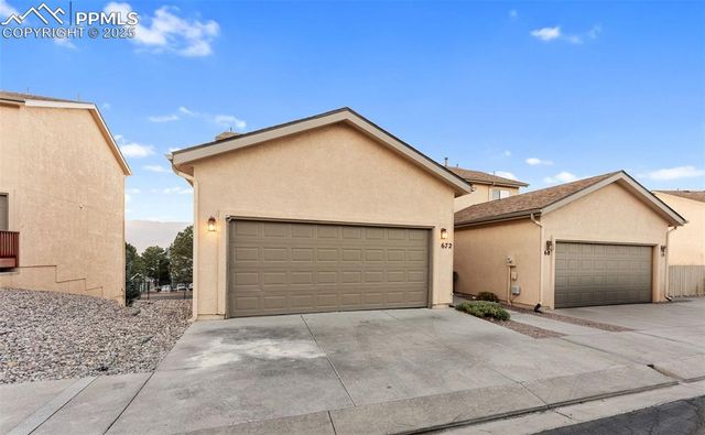 672 Cima Vista Point, Colorado Springs, CO 80916