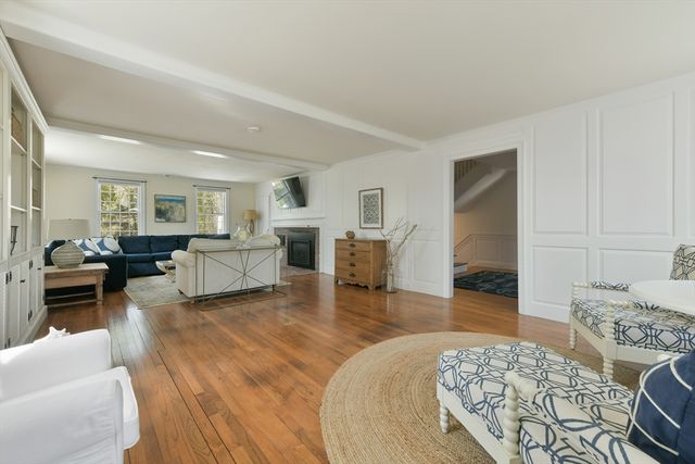 588 S Orleans Rd, Orleans, MA 02653