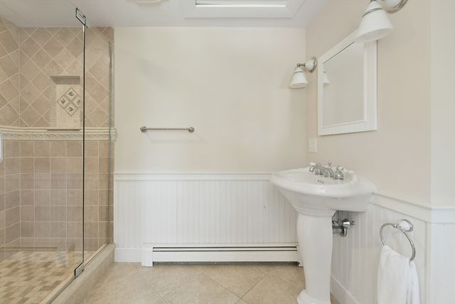 588 S Orleans Rd, Orleans, MA 02653