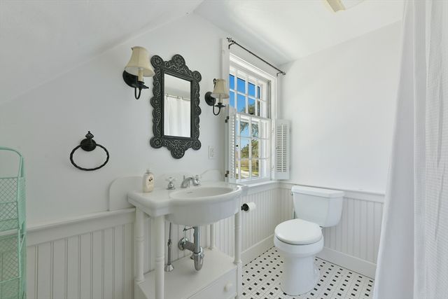 588 S Orleans Rd, Orleans, MA 02653