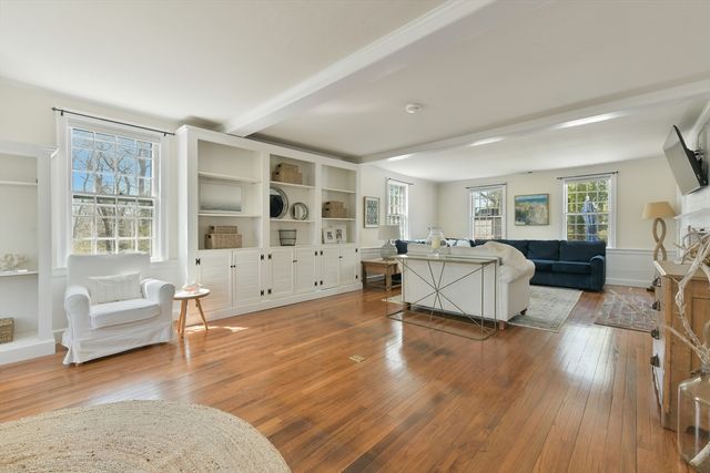 588 S Orleans Rd, Orleans, MA 02653