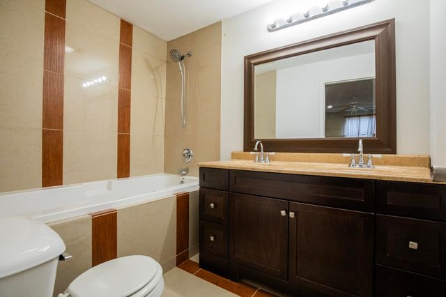 587 Pine Tree Drive, Pineville, MO 64856