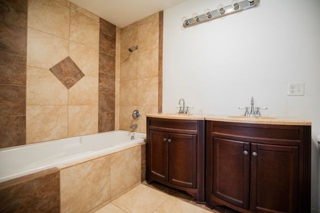 587 Pine Tree Drive, Pineville, MO 64856