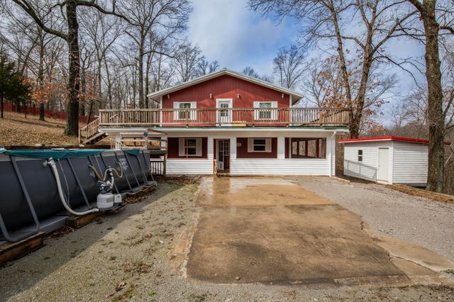 587 Pine Tree Drive, Pineville, MO 64856