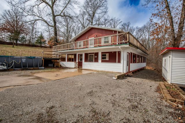 587 Pine Tree Drive, Pineville, MO 64856