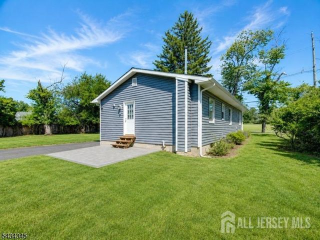 623 Park Avenue, Piscataway, NJ 08854