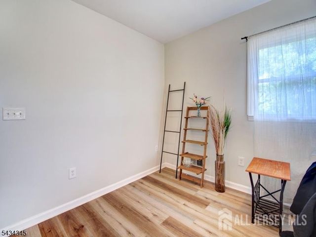623 Park Avenue, Piscataway, NJ 08854