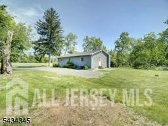 623 Park Avenue, Piscataway, NJ 08854
