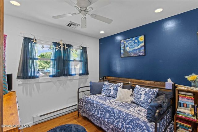 15 Sands Point Drive, Toms River, NJ 08755