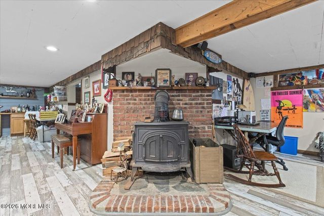 15 Sands Point Drive, Toms River, NJ 08755