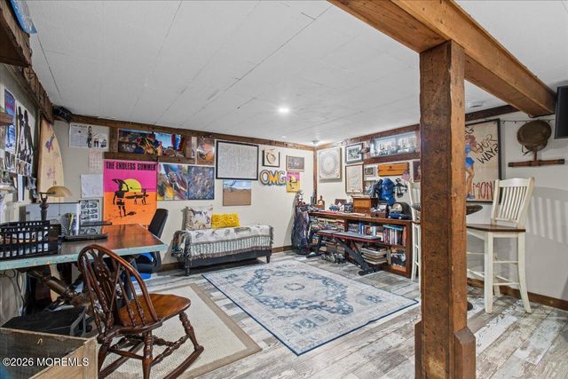 15 Sands Point Drive, Toms River, NJ 08755