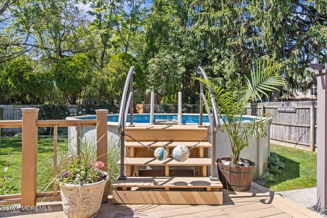 15 Sands Point Drive, Toms River, NJ 08755