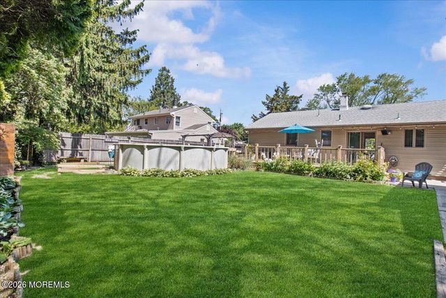 15 Sands Point Drive, Toms River, NJ 08755