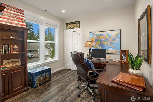 50 E Eastwood Lane, Union, WA 98592