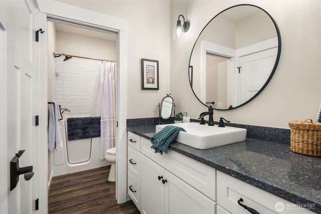 50 E Eastwood Lane, Union, WA 98592