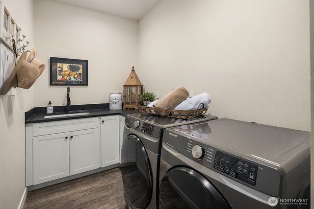 50 E Eastwood Lane, Union, WA 98592