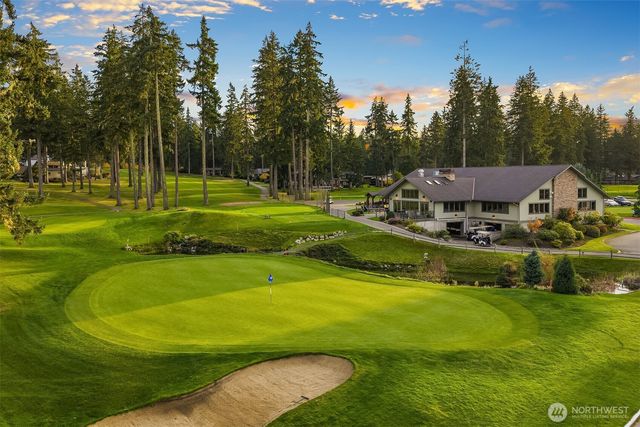 50 E Eastwood Lane, Union, WA 98592