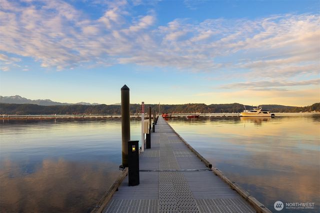 50 E Eastwood Lane, Union, WA 98592