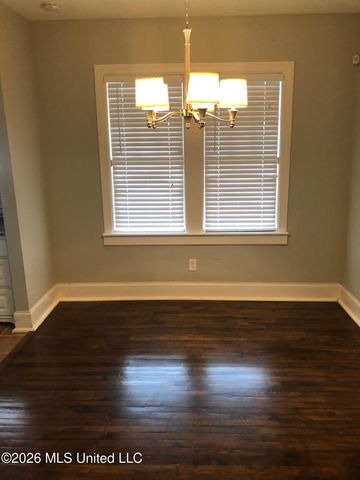 950 North Street, 12, Jackson, MS 39202